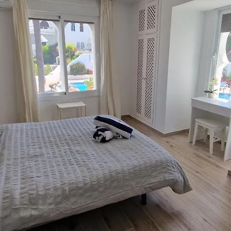 Large 1 Bedroom Close To Puerto Banus Marbella